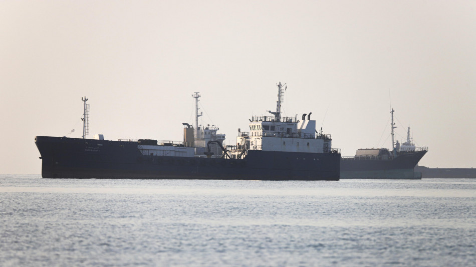 Usa, bombardato depositi di missili e droni Iran dopo attacco a nave
