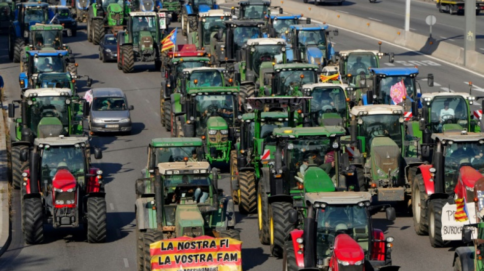 Los agricultores espa&ntilde;oles endurecen su protesta