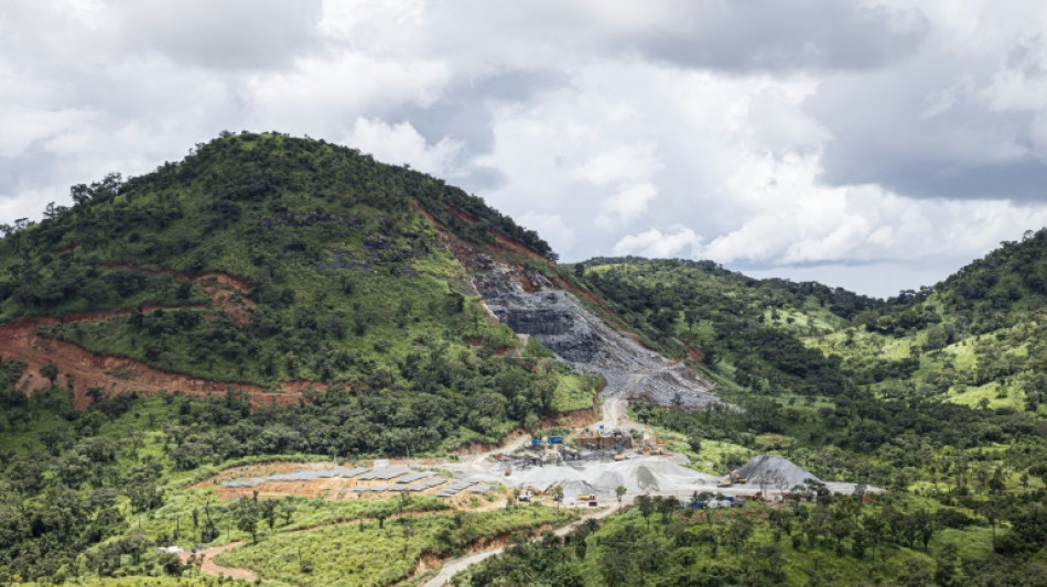 Fanfare as Guinea launches enormous Simandou iron ore mine