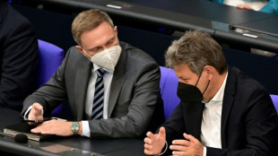 Koalition verteidigt im Bundestag Pl&auml;ne f&uuml;r Bundeswehr-Sonderverm&ouml;gen