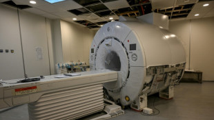 Fuzil acaba dentro de m&aacute;quina de resson&acirc;ncia durante opera&ccedil;&atilde;o policial desastrada nos EUA