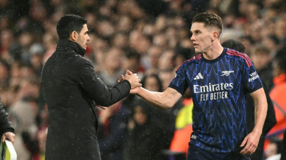 Angleterre: Arsenal d'attaque, Chelsea revient de tr&egrave;s loin