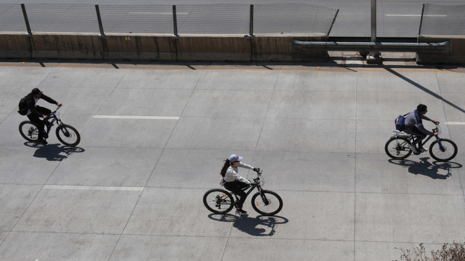 Sempre pi&ugrave; italiani in bici, ma mobilit&agrave; sostenibile stenta a decollare