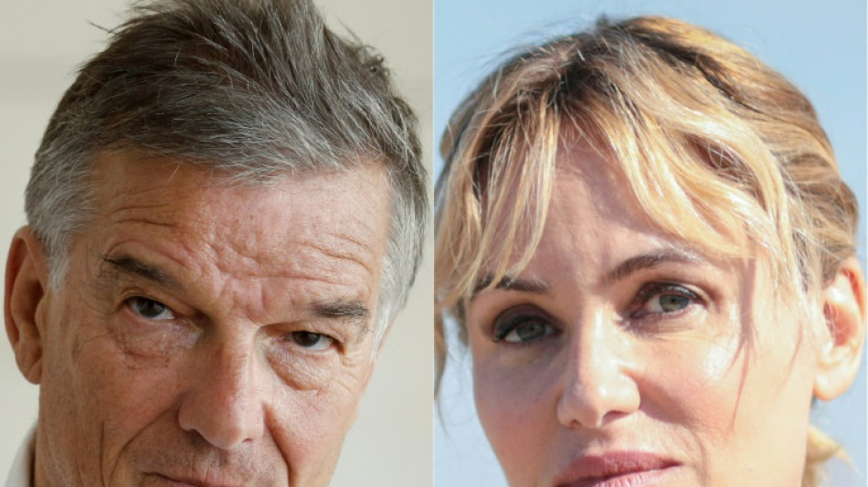 Atriz francesa Judith Godr&egrave;che denuncia diretor Beno&icirc;t Jacquot por 'estupro de vulner&aacute;vel'