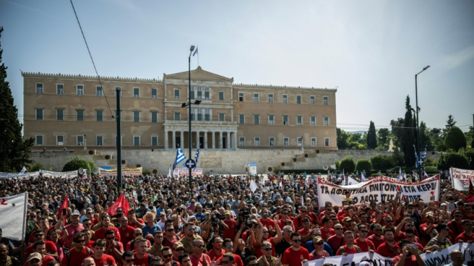 Huelga en Grecia contra una ley de desregulaci&oacute;n laboral