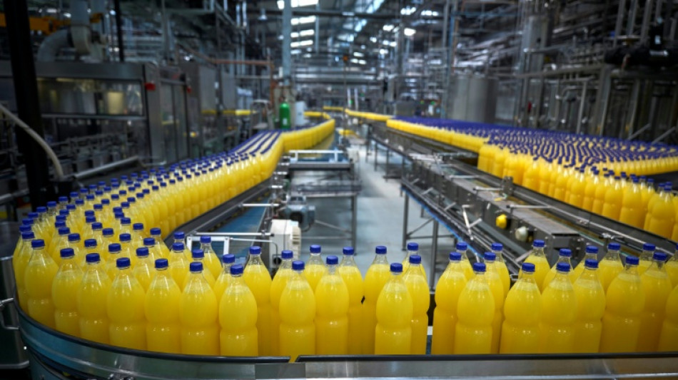 Fermeture annoncée d'une usine Orangina en Seine-Saint-Denis, des élus se mobilisent