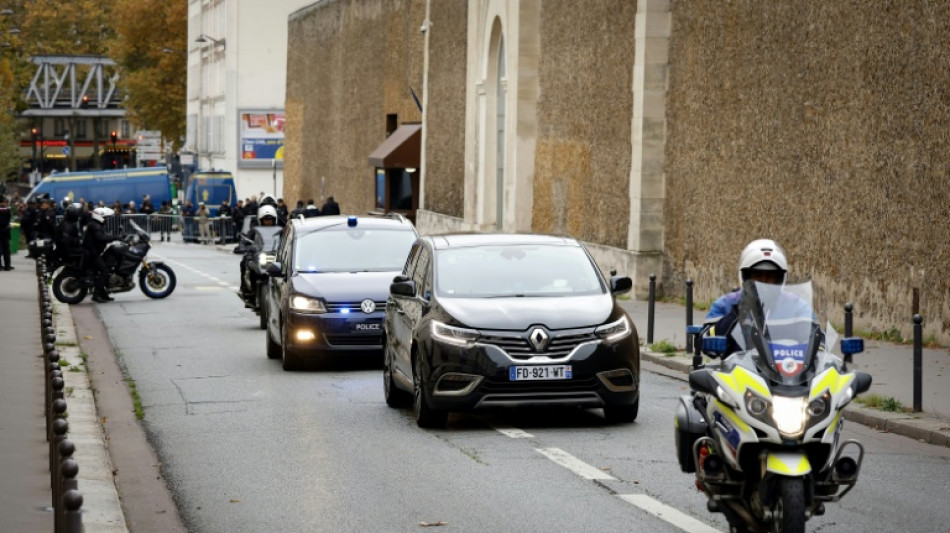 Frankreichs Ex-Pr&auml;sident Sarkozy hat Gef&auml;ngnis verlassen