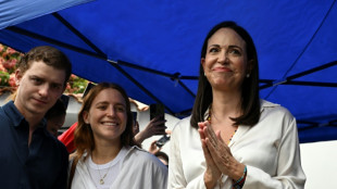 Candidata liberal vence as prim&aacute;rias da oposi&ccedil;&atilde;o na Venezuela