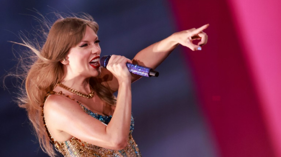 Taylor Swift pede que f&atilde;s votem na 'Super Ter&ccedil;a' nos EUA