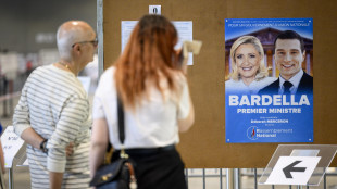 Stop alla presentazione delle liste in Francia, 218 desistenze