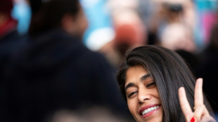 Duas opositoras testemunham perante a Pol&iacute;cia da Fran&ccedil;a por 'apologia ao terrorismo'