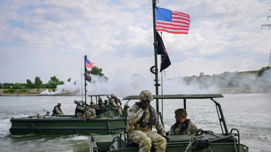 Les Etats-Unis réduisent leur présence militaire en Europe, mais sans "retrait"