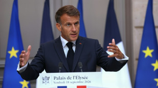 Macron a re&ccedil;u les candidats &agrave; sa succession ou leur bras droit sur des crises qui risquent de "durer"
