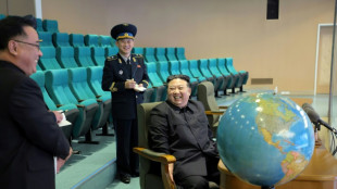 Kim Jong Un revisa im&aacute;genes de sat&eacute;lite de "regiones objetivo" en Corea del Sur