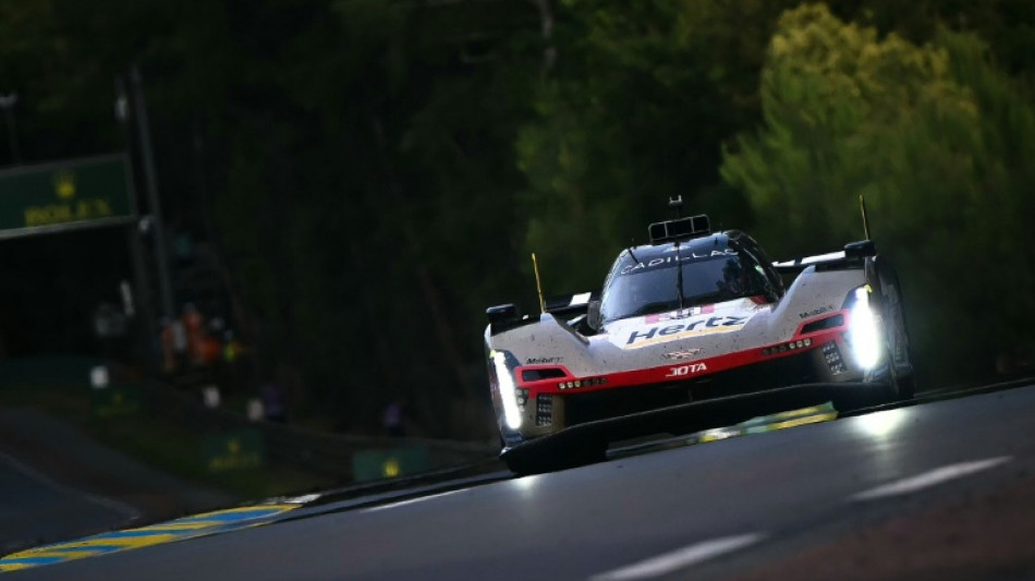 24 heures du Mans: une Cadillac en t&ecirc;te, une autre abandonne