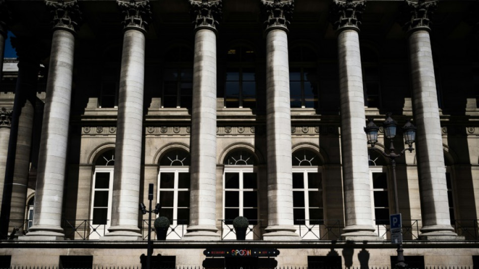 La Bourse de Paris va de l'avant, Alstom sur les rails