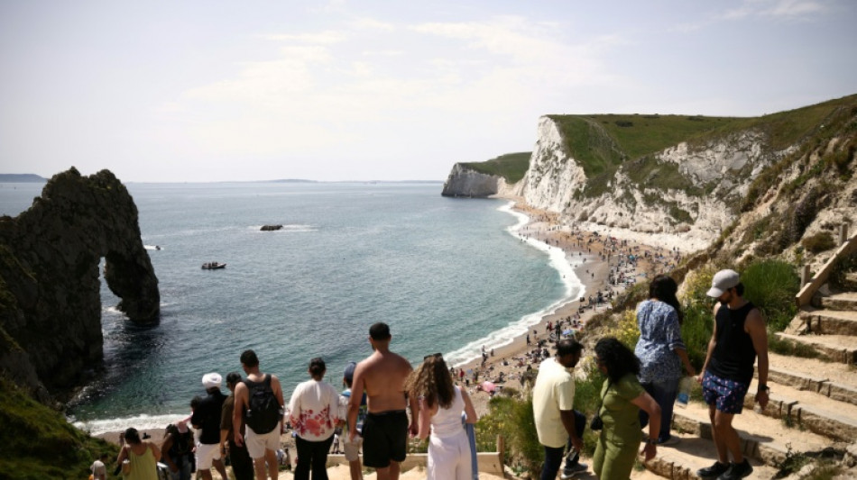 UK set to break record for hottest May day
